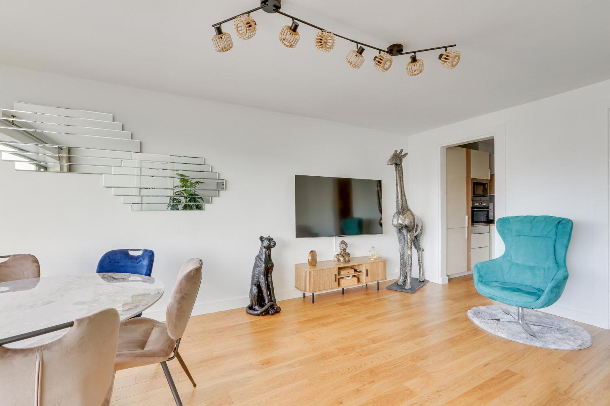 Paris Luxury Apartment 75M2 With Eiffel Tower View, 1 Min Metro, Parking Exterior foto